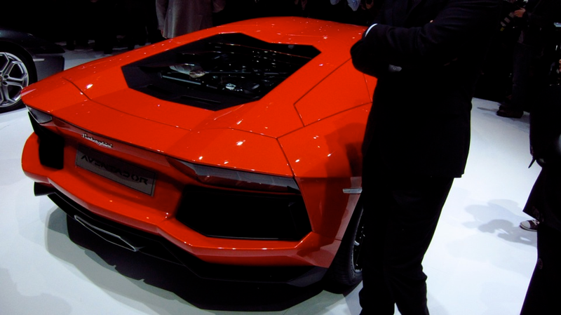 Illustration for article titled Lamborghini Aventador, live and in the orange metallic flesh